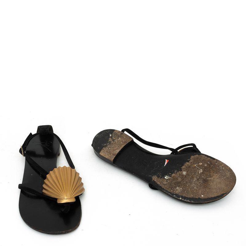 Rasteirinha-Giuseppe-Zanotti-Concha