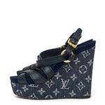 63761-Sandalia-Louis-Vuitton-Monograma-Plataforma-Denim