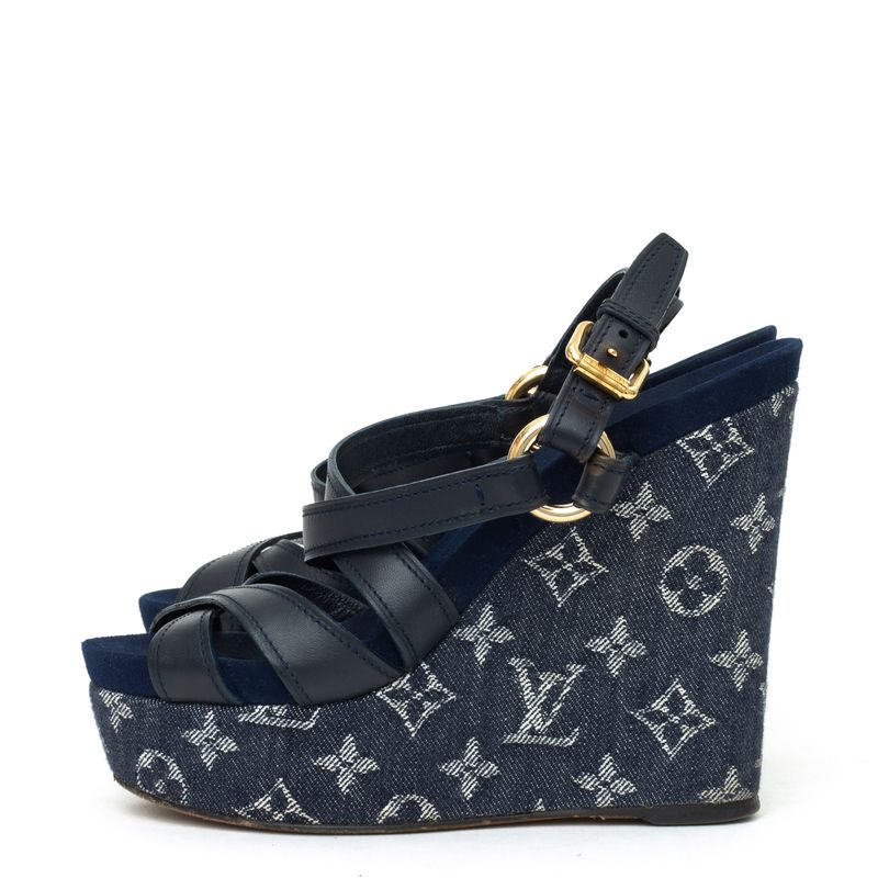 63761-Sandalia-Louis-Vuitton-Monograma-Plataforma-Denim
