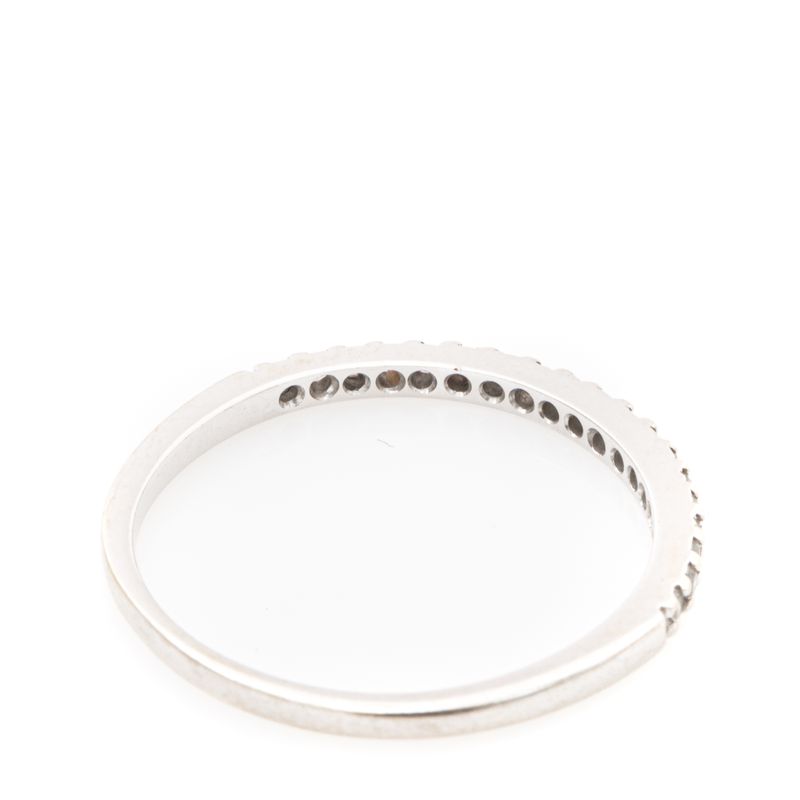 Anel-Coralli-Aparador-Ouro-Branco-com-Diamantes