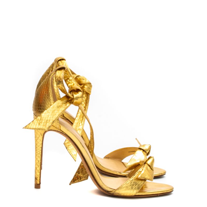 Sandalia-Alexandre-Birman-Clarita-Dourada