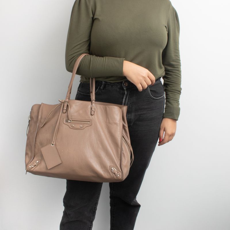 Bolsa-Balenciaga-Couro-Marrom-Claro