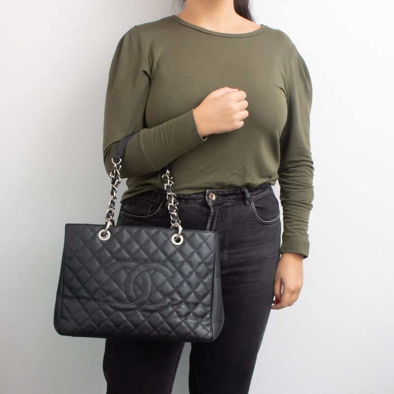 Bolsa-Chanel-Shopper-Caviar-Preta
