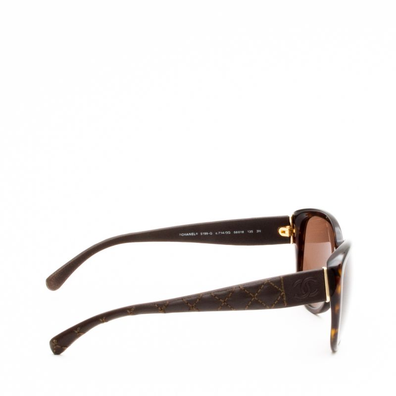 Oculos-Chanel-Couro-Marrom