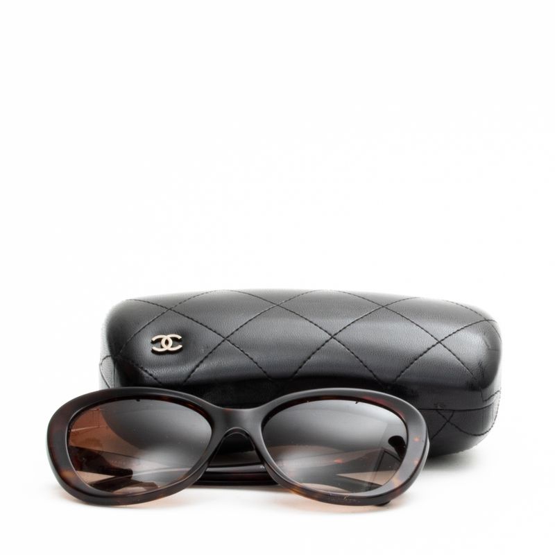 Oculos-Chanel-Camelias-Tartaruga