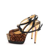 64010-Sandalia-Christian-Louboutin-Oncinha