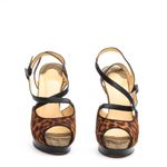 64010-Sandalia-Christian-Louboutin-Oncinha