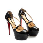 64086-Peep-Toe-Christian-Louboutin-Verniz-Preto