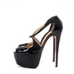 64086-Peep-Toe-Christian-Louboutin-Verniz-Preto