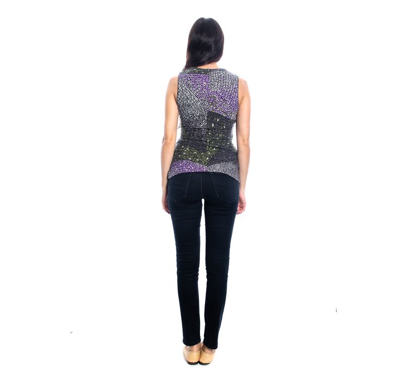 Blusa-Missoni-La-Estampa-Cinza-e-Roxa