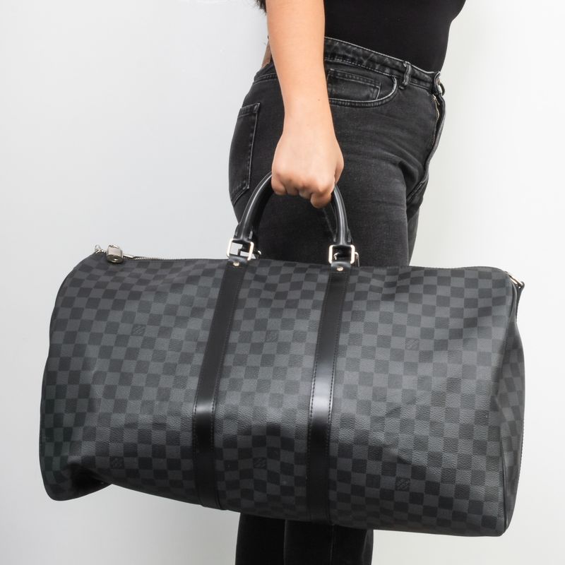 Mala-Louis-Vuitton-Keepall-55-Damier-Graphite