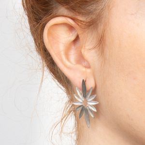 Brinco Carla Amorim Ícone Petit Ouro Branco
