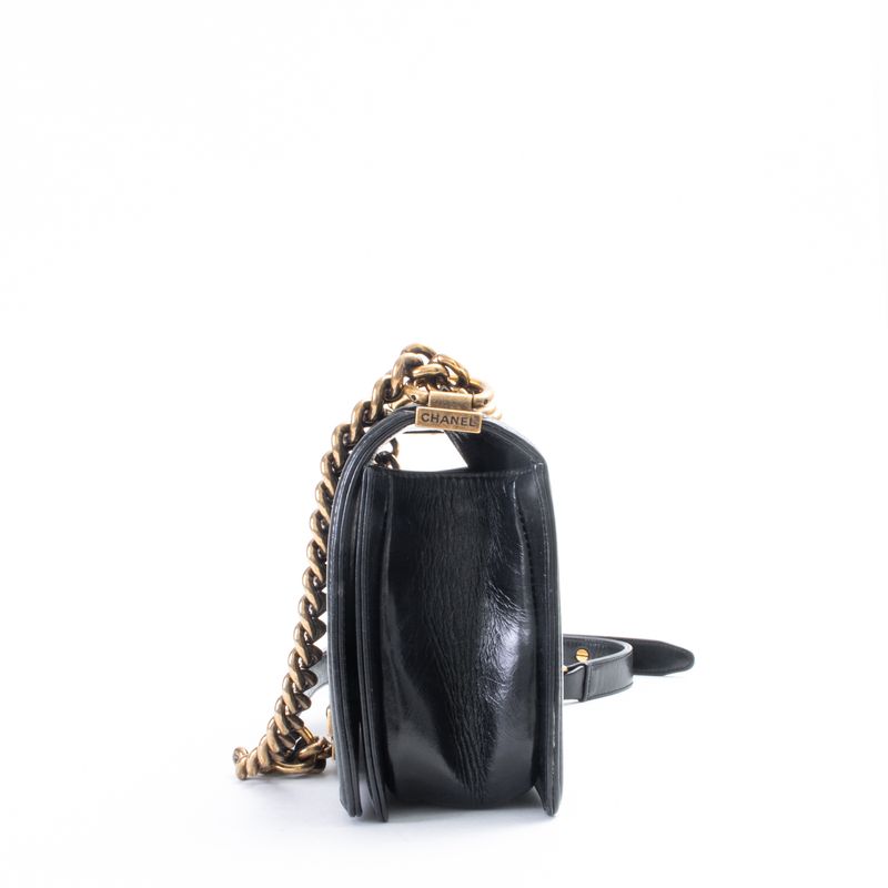 Bolsa-Chanel-Boy-Couro-Preto