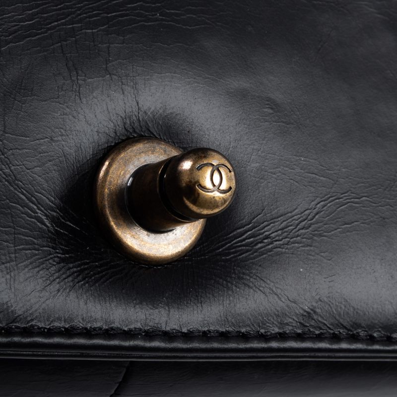 Bolsa-Chanel-Boy-Couro-Preto
