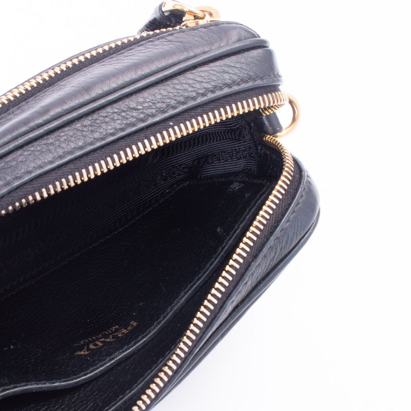Pochete-Prada-Couro-Preto