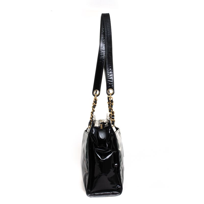 Bolsa-Chanel-Vintage-Verniz-Preto