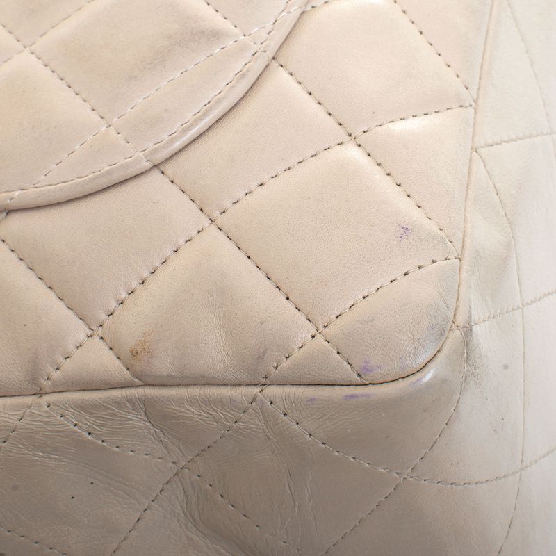 Bolsa-Chanel-Flap-Lambskin-Bege
