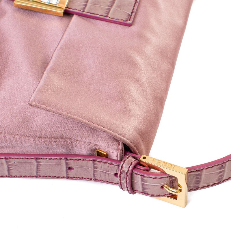 Bolsa-Fendi-Baguette-Cetim-Rosa-Vintage