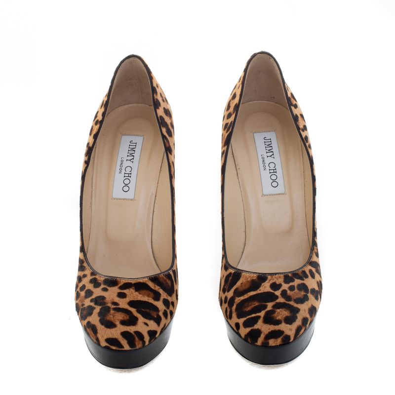 Pump-Jimmy-Choo-Oncinha