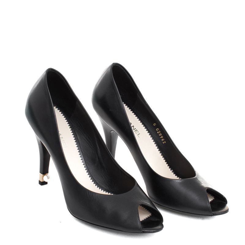 Peep-Toe-Chanel-Couro-Preto