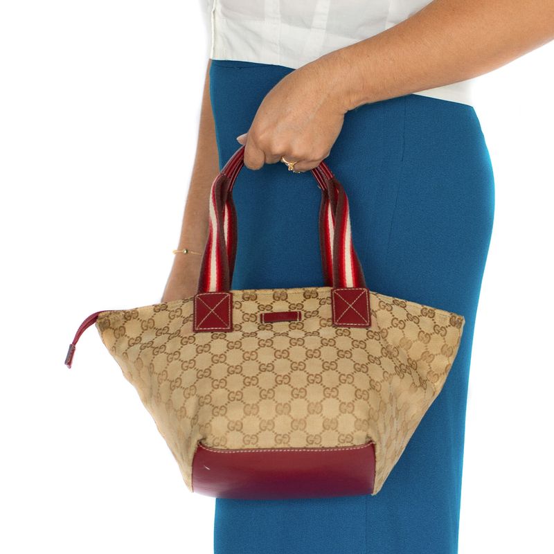 Bolsa-Gucci-Jacquard-e-Rosa