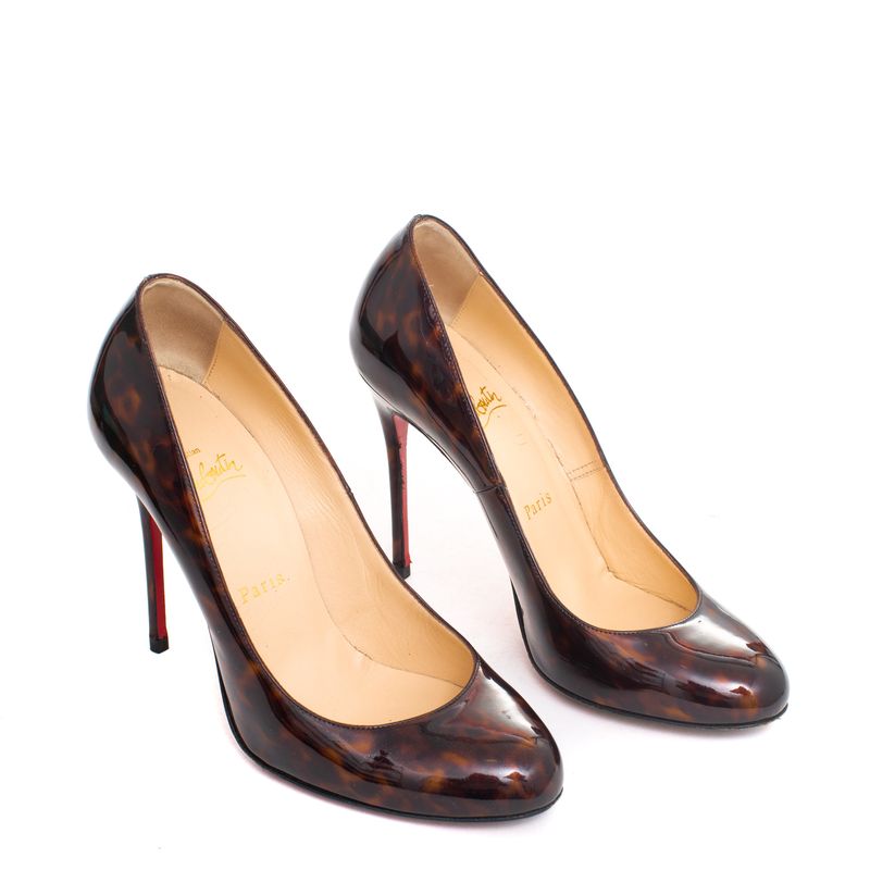 64464-Pump-Christian-Louboutin-Verniz-Tartaruga