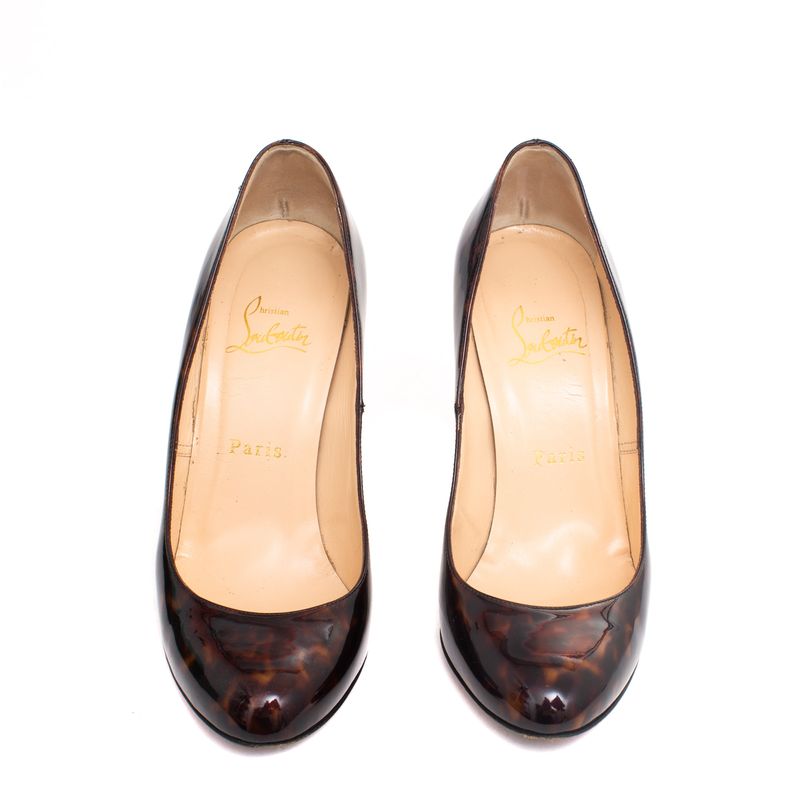 64464-Pump-Christian-Louboutin-Verniz-Tartaruga