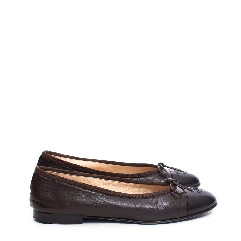 Sapatilha-Chanel-Couro-Bicolor-Marrom-e-Preta