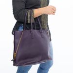Bolsa-Tom-Ford-Jennifer-Trapeze-Roxa