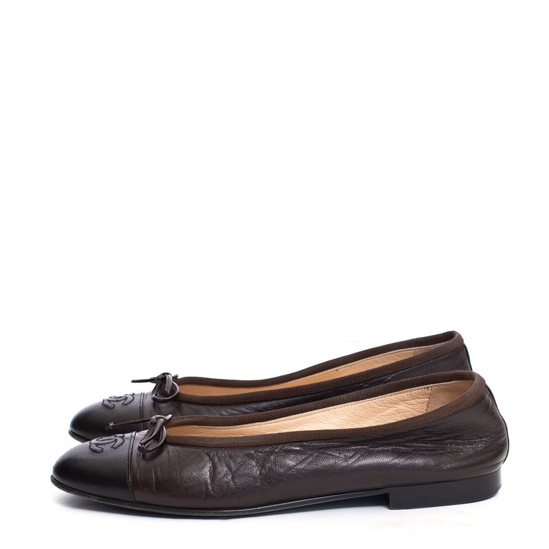 Sapatilha-Chanel-Couro-Bicolor-Marrom-e-Preta