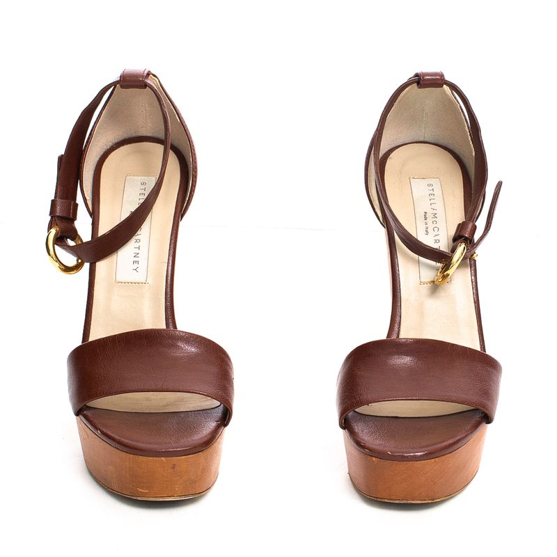 Sandalia-Stella-McCartney-Madeira-com-Couro-Marrom