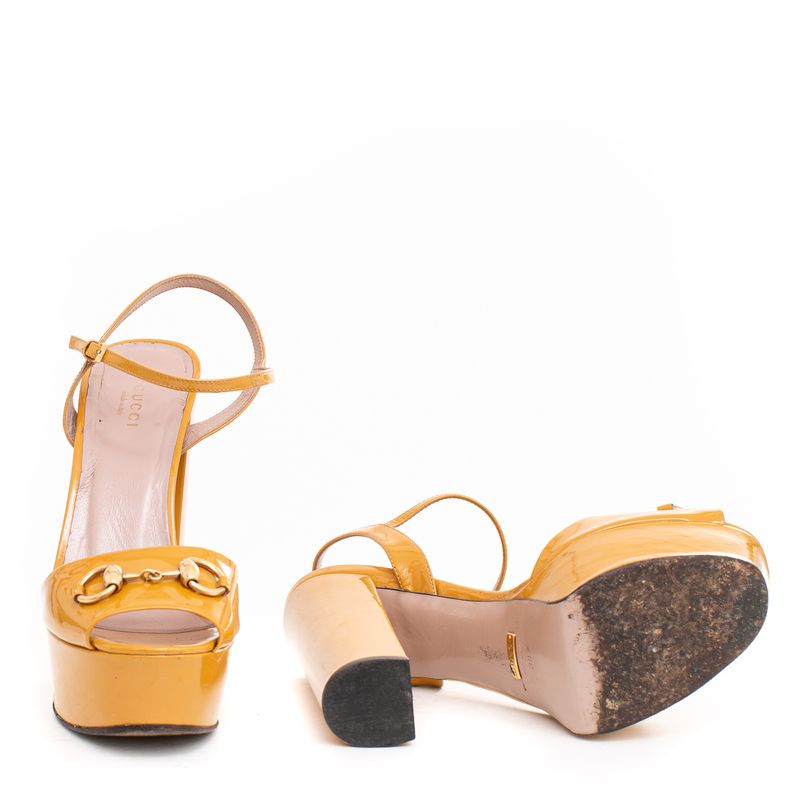 Sandalia-Gucci-Horsebit-Mostarda