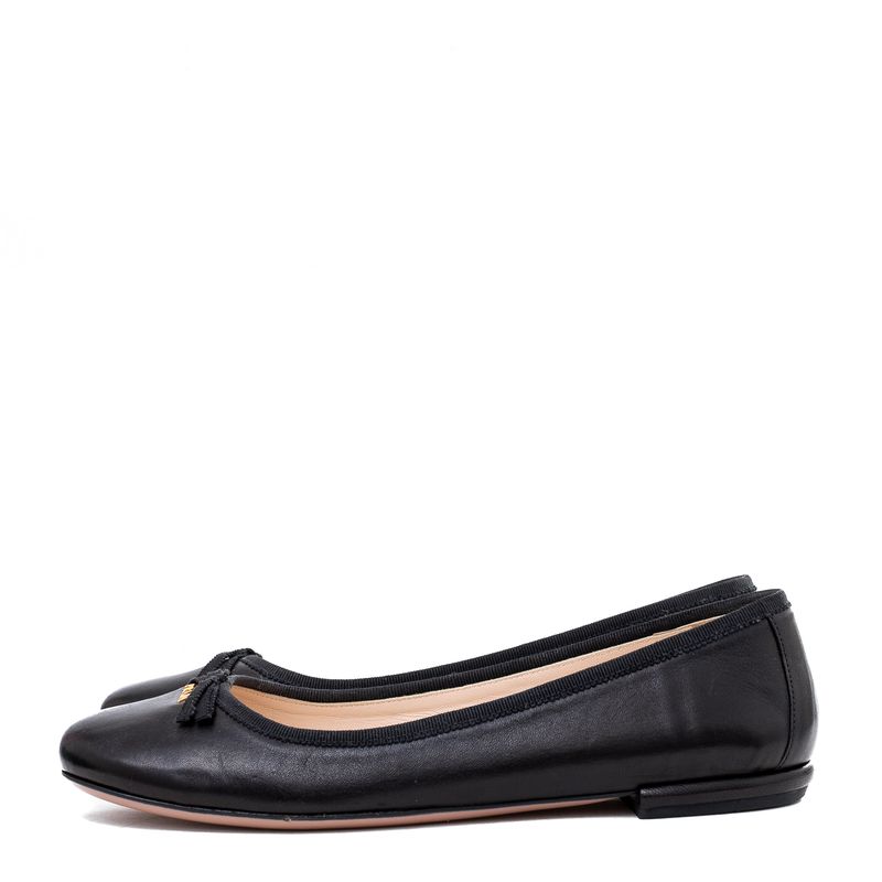 Sapatilha-Prada-Couro-Preto-Liso