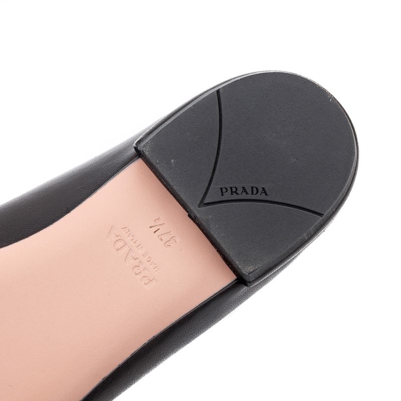 Sapatilha-Prada-Couro-Preto-Liso
