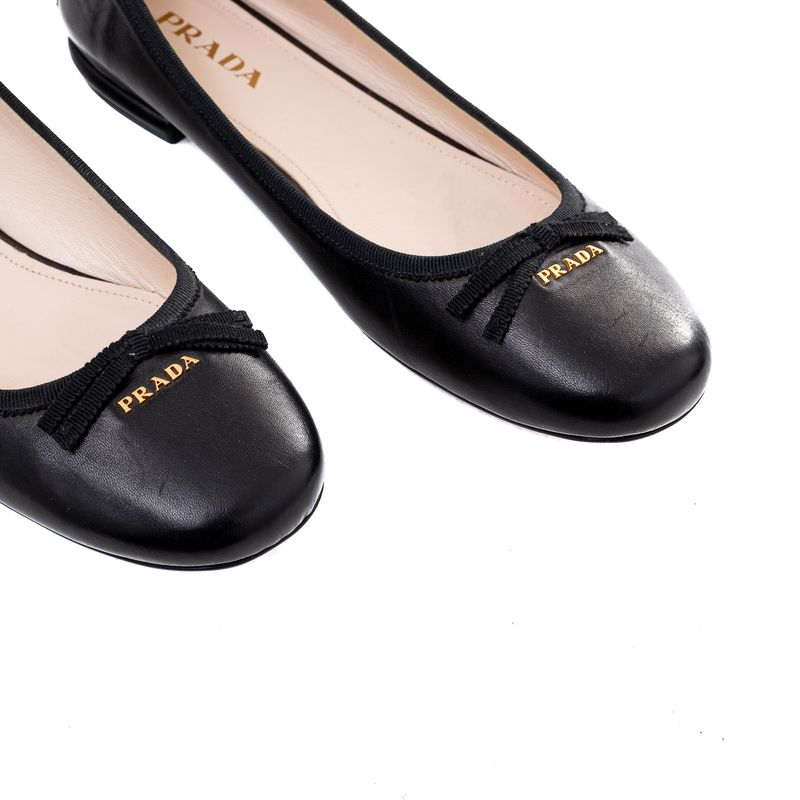 Sapatilha-Prada-Couro-Preto-Liso