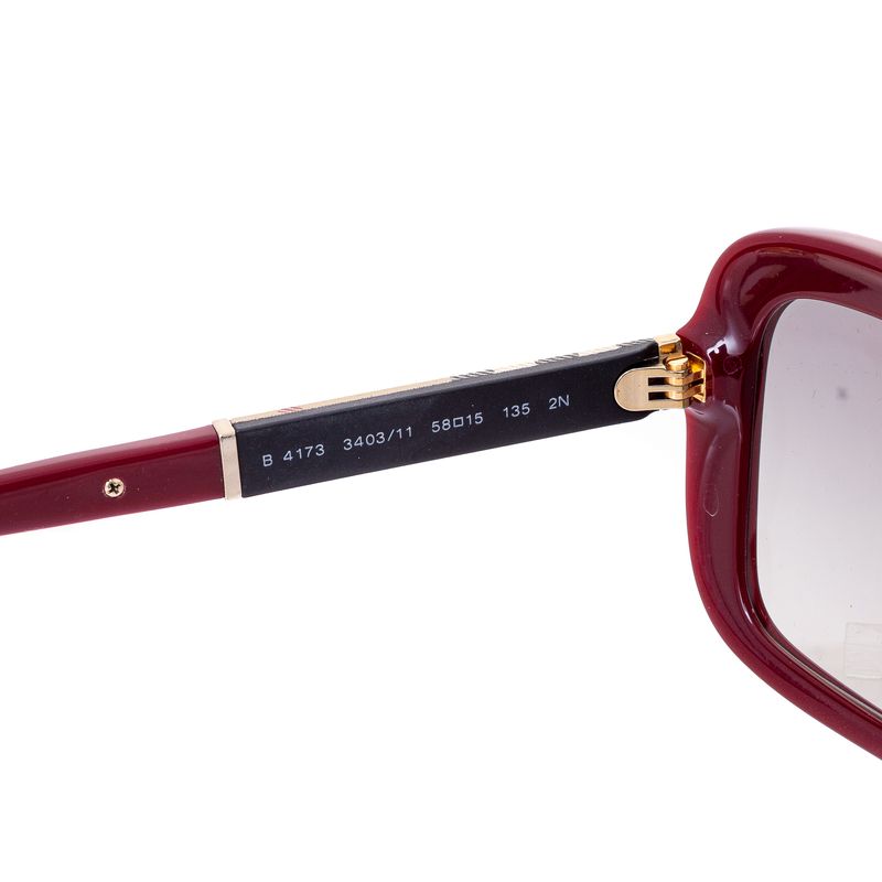 64543-Oculos-Burberry-Burgundy-Modelo-Butterfly-Acetato-Bordo-Com-Haste-Xadrez