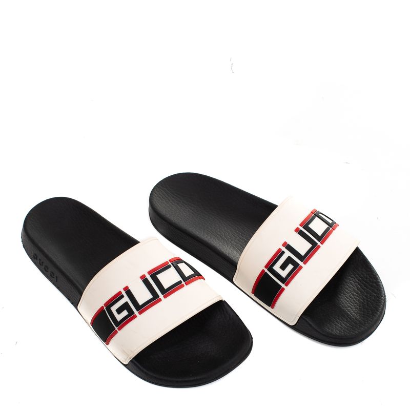 64547-Sandalia-Slide-Gucci-de-Borracha-Branca-e-Preta