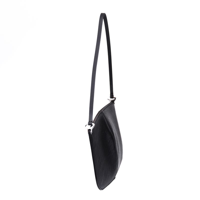 Bolsa-Louis-Vuitton-Pochette-Demi-Lune-Epi-Preta
