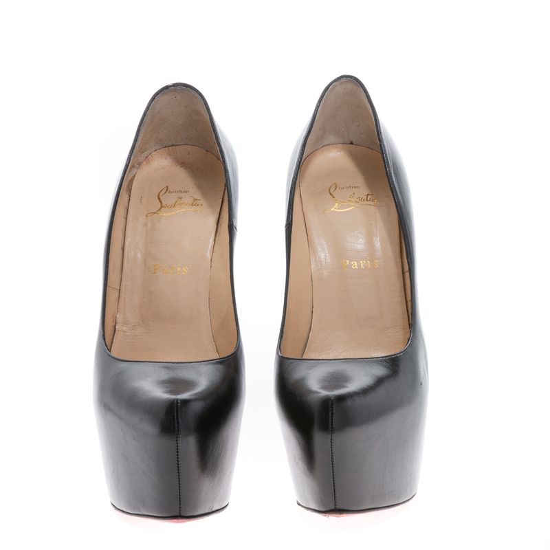 64901-Sapato-Christian-Louboutin-Victoria-Preto