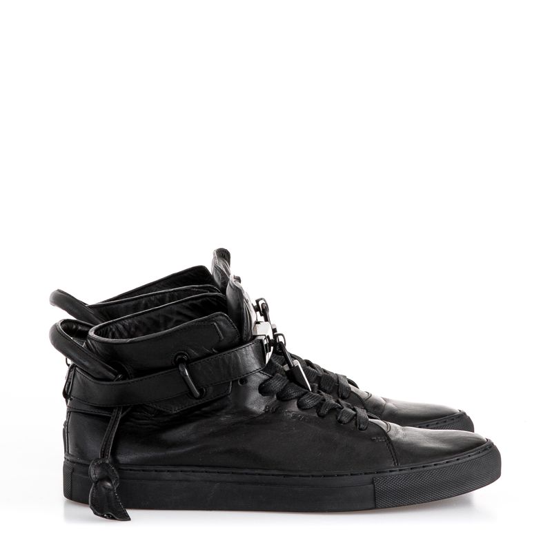 Tenis-Couro-Preto-Cadeado