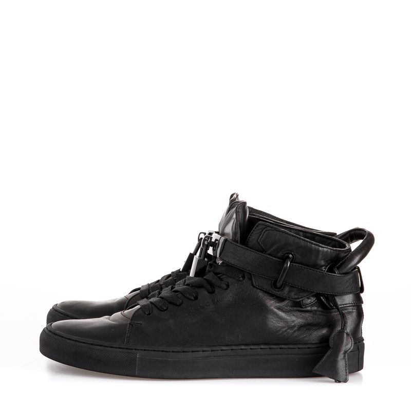 Tenis-Couro-Preto-Cadeado