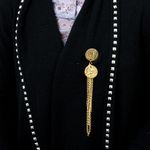 64972-Broche-Vintage-Dourado-Moedas