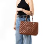 Bolsa-Chanel-Shopper-Caviar-Marrom