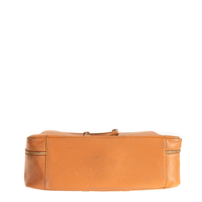 Mala-Louis-Vuitton-Epi-Sirius-50-Kenyan-Fawn-Caramelo