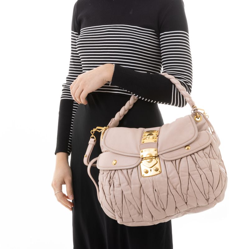 Bolsa-Coffer-Miu-Miu-Rosa-Claro
