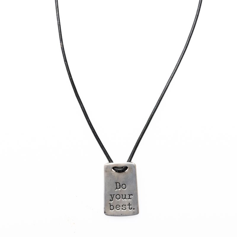 Colar-Guerreiro-Placa-Do-Your-Best-Cordao-Couro