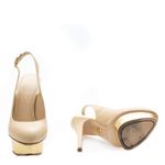 Salto-Charlotte-Olympia-Dolly-Bege-com-Dourado