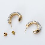 Brinco-Swarovski-Meia-Argola-Dourada-com-Strass