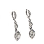 Brinco-Givenchy-Chumbo-com-Strass-e-Pedras-Cinzas