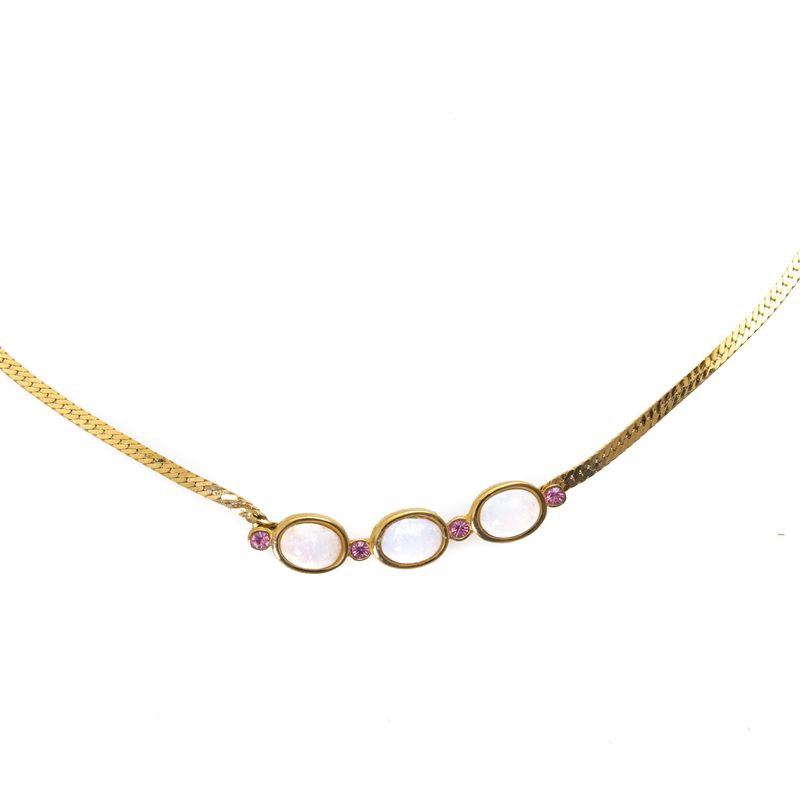 Colar-Givenchy-Dourado-com-Pedras-Furtacor-e-Strass-Rosa